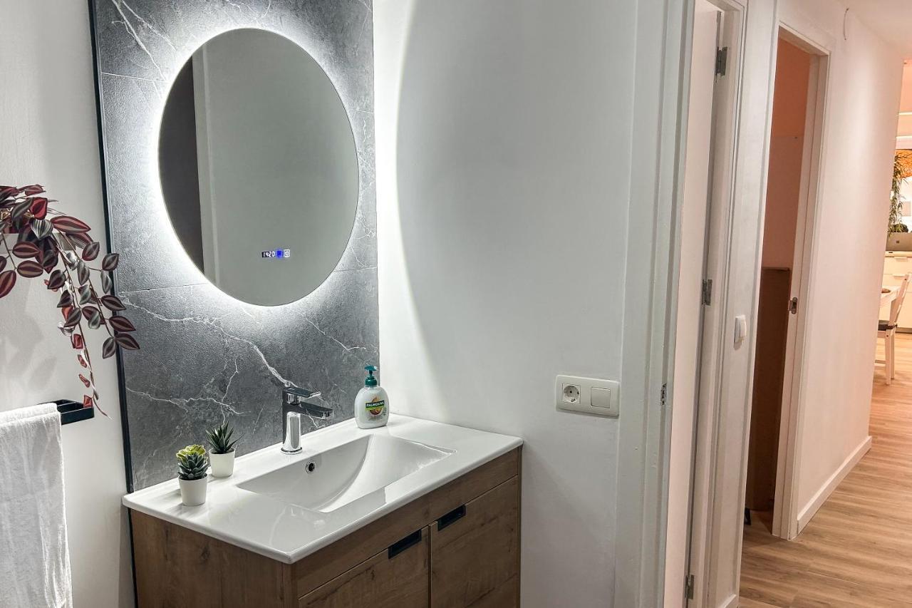 Piso Moderno A 15 Minutos Andando Del Centro Apartment อูเอลบา ภายนอก รูปภาพ